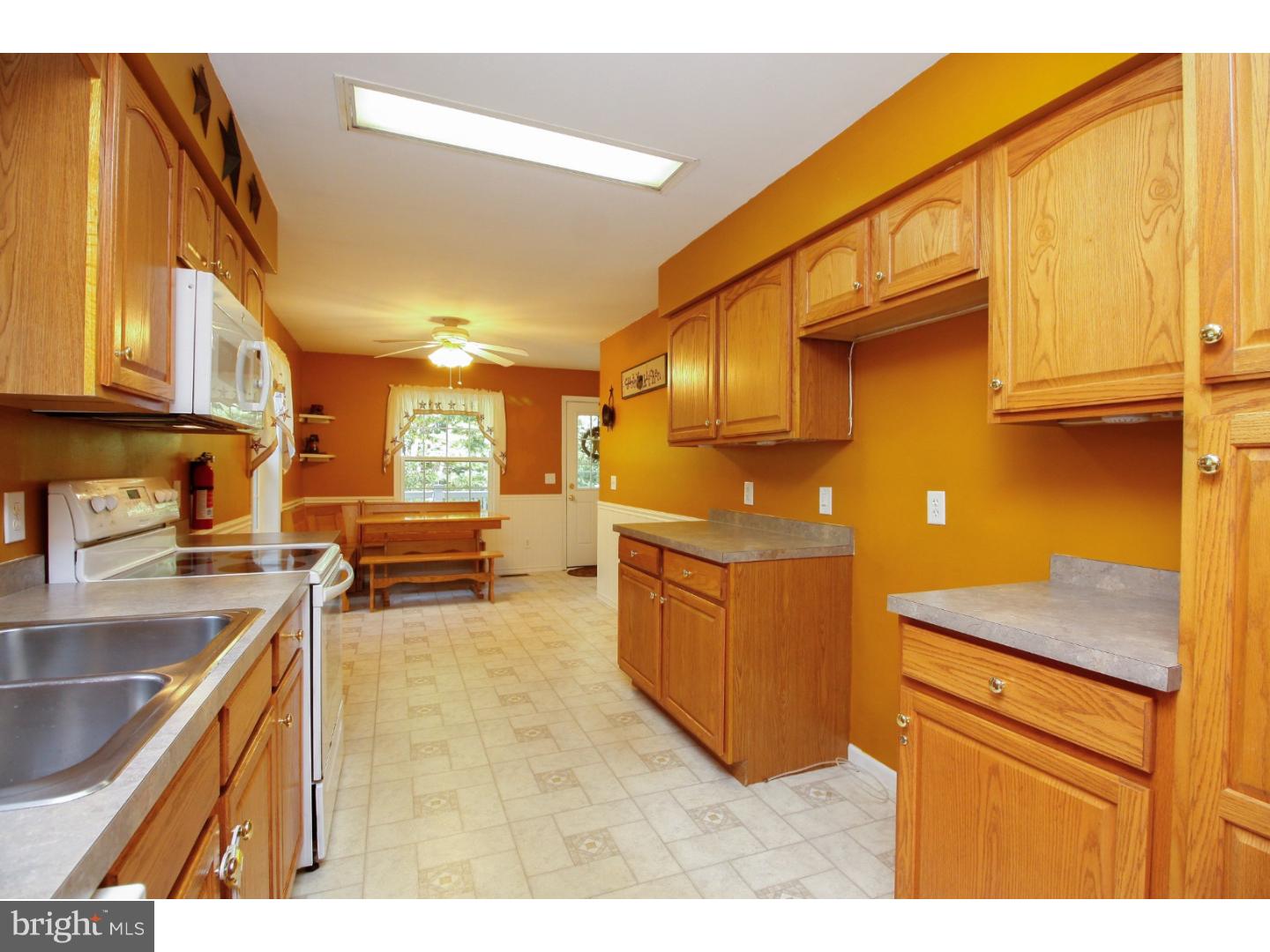 4626 Post Road Vineland, NJ 08360 - Photo 9 of 25 Kitchen