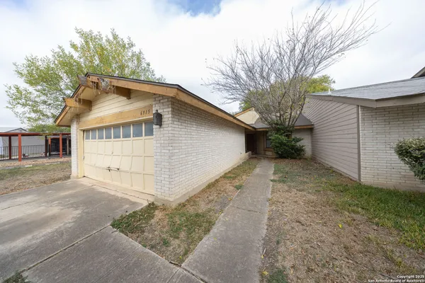 $139,000 | 6915 Brecon, San Antonio, TX 78239