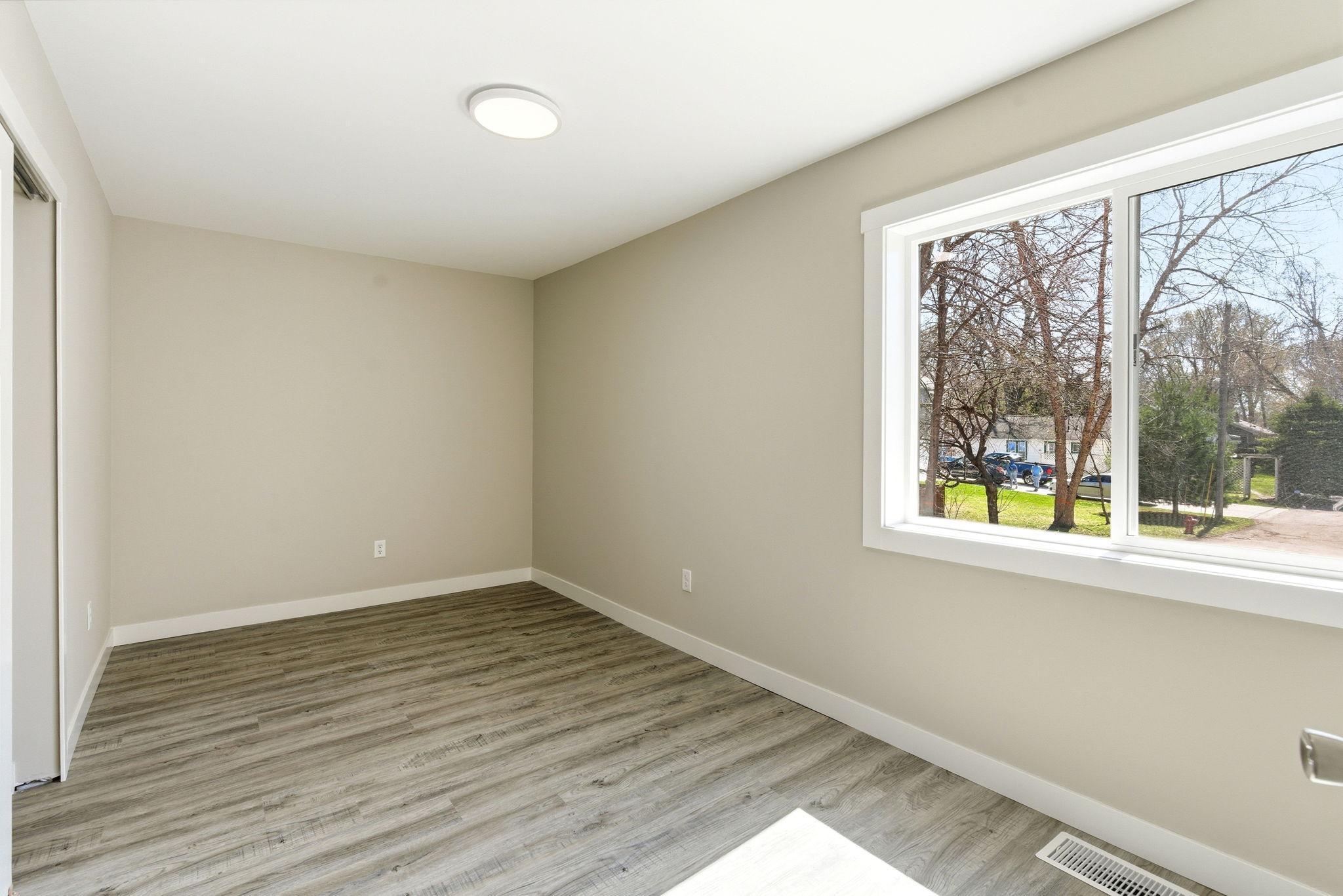 2291 5th Court St. Paul, MN 55110 - Photo 14 of 35
