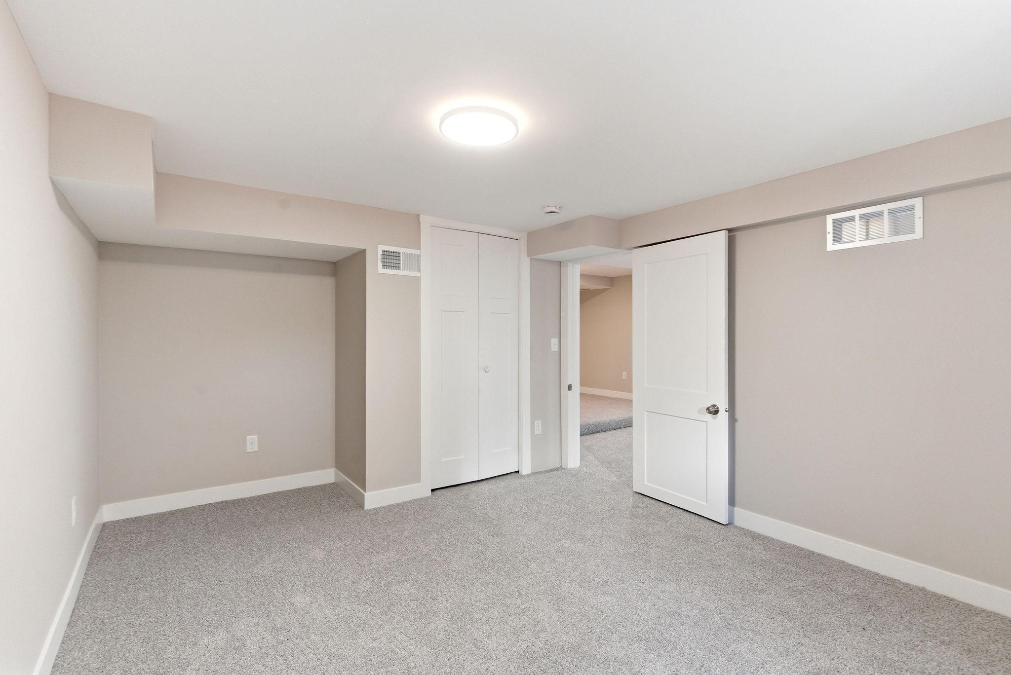 2291 5th Court St. Paul, MN 55110 - Photo 25 of 35