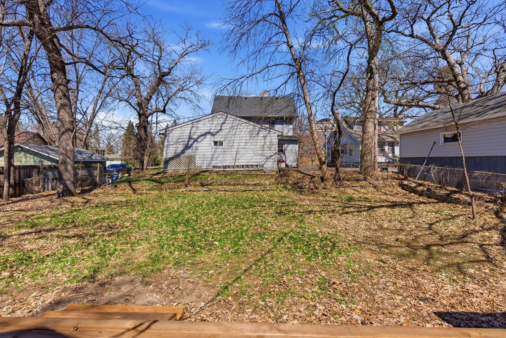 2291 5th Court St. Paul, MN 55110 - Photo 32 of 35