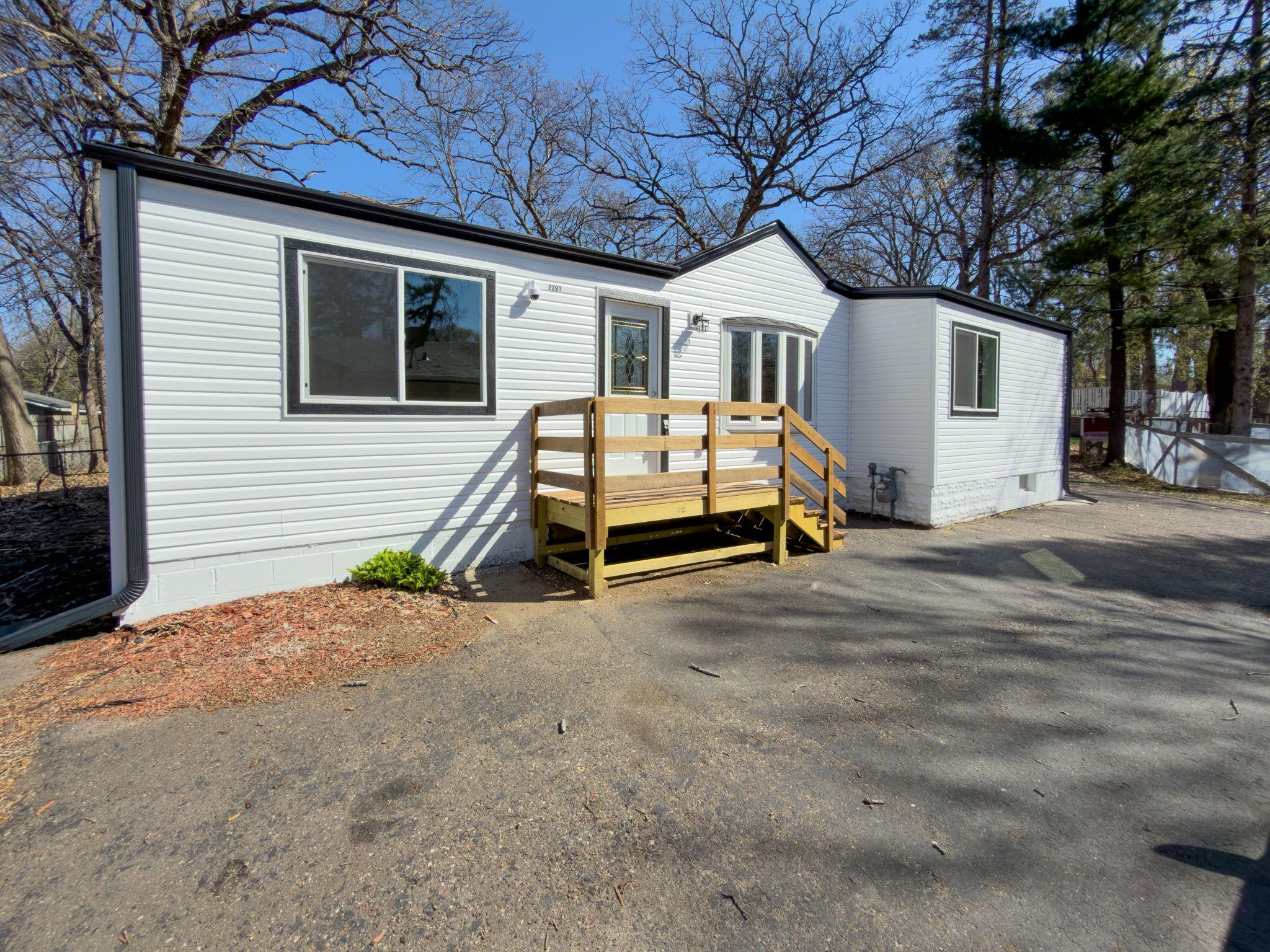 2291 5th Court St. Paul, MN 55110 - Photo 4 of 35
