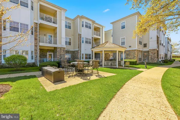 $260,000 | 120 Burgess Hill Way, Unit 303, Frederick, MD 21702