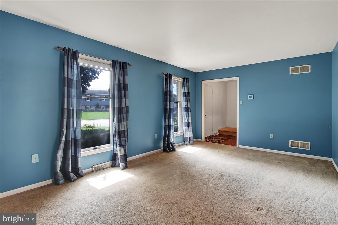 3190 Cypress Road South Dover, PA 17315 - Photo 4 of 25 Gallery Image 4