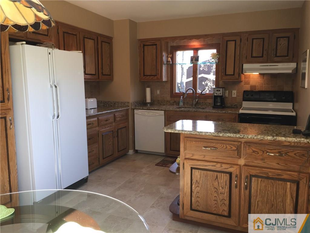 54 Buck Road East Brunswick, NJ 08816 - Photo 10 of 24 Gallery Image 10