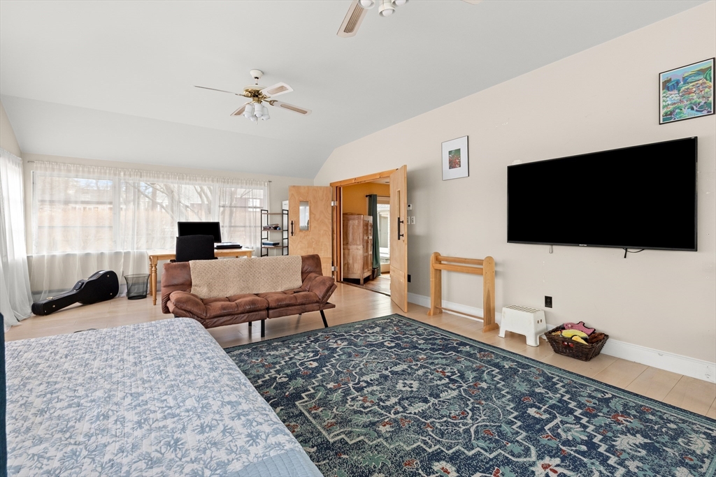 1 Haley Road Marblehead, MA 01945 - Photo 17 of 39