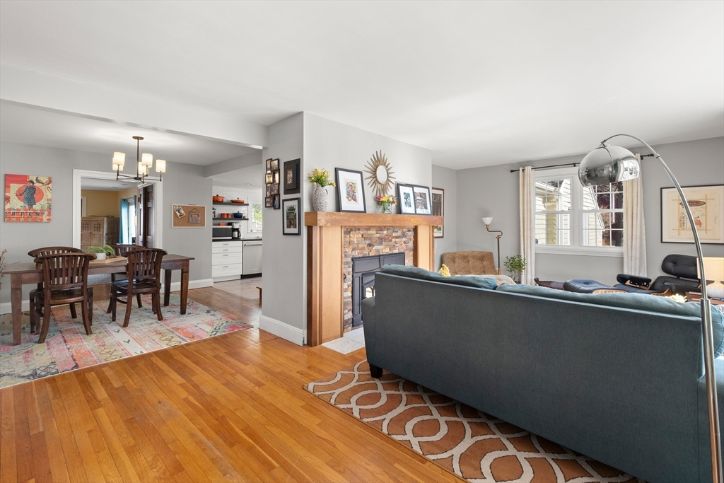 1 Haley Road Marblehead, MA 01945 - Photo 3 of 39