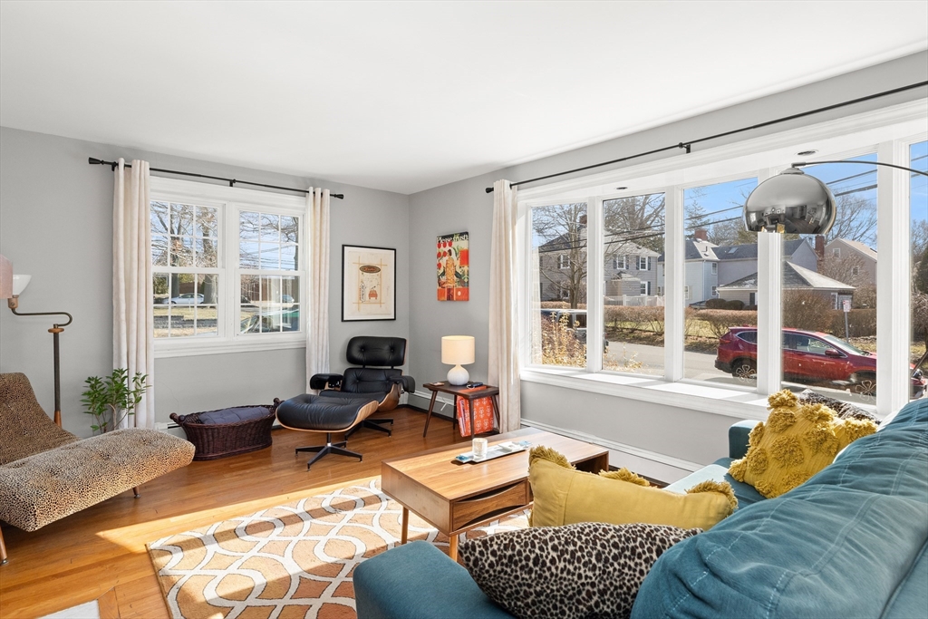 1 Haley Road Marblehead, MA 01945 - Photo 4 of 39