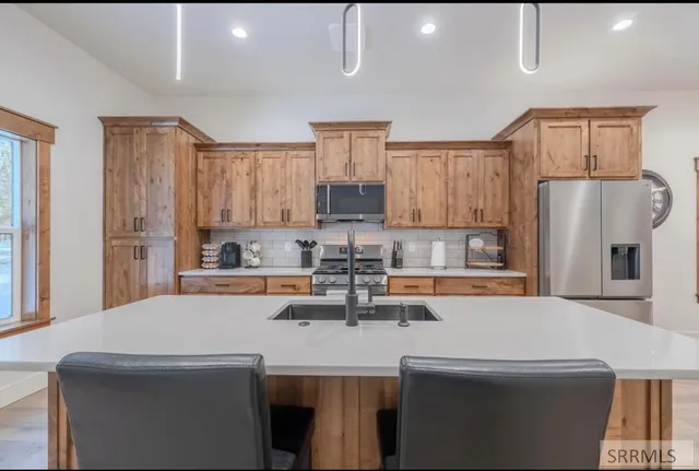 $895,000 | 4351 Yeti Lane, Island Park, ID 83429