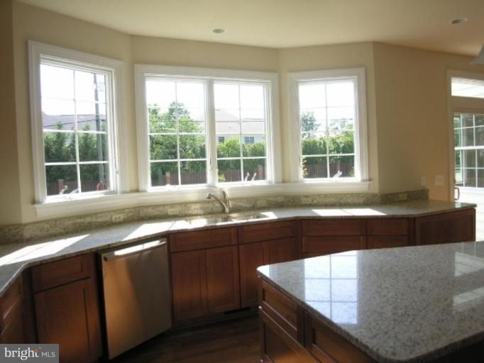 6201 Cobbs Road Alexandria, VA 22310 - Photo 10 of 14 Kitchen #3