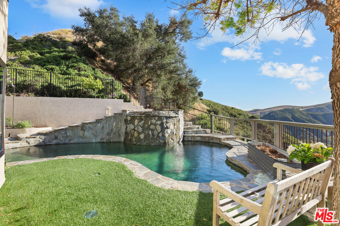 53 Saddlebow Road Bell Canyon, CA 91307 - Photo 24 of 66