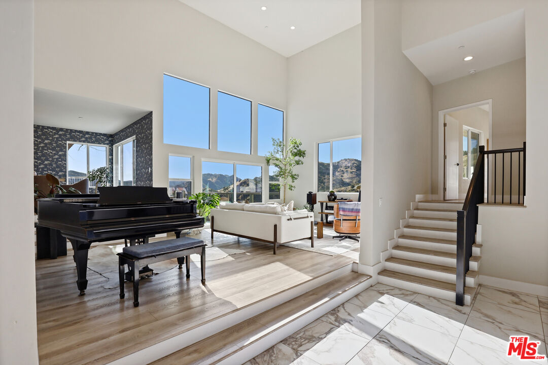 53 Saddlebow Road Bell Canyon, CA 91307 - Photo 7 of 66
