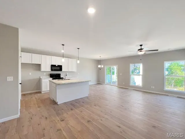 $327,000 | 181 Hank's Close, Unit 181 STB, Washington, MO 63090