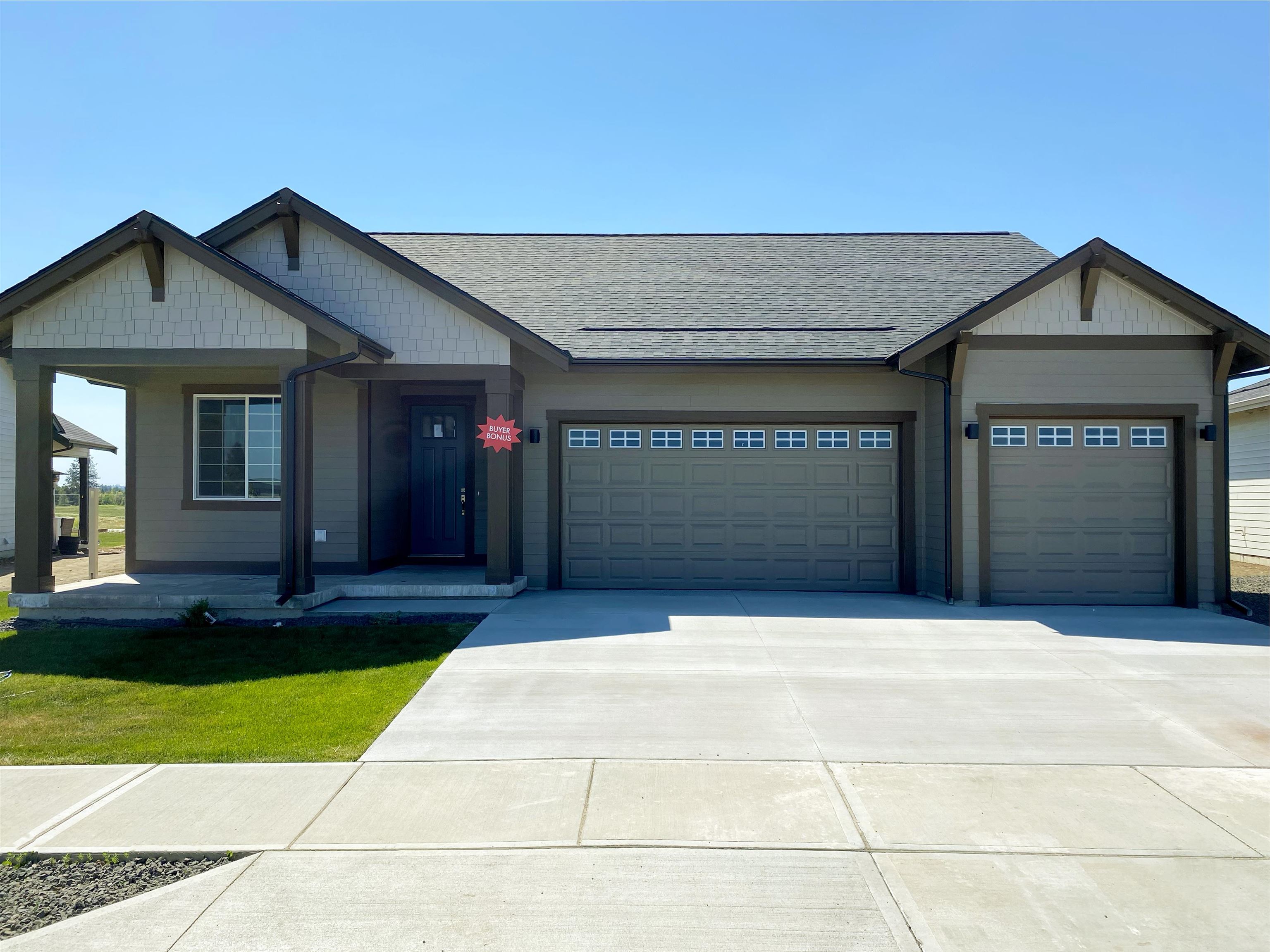 5909 South Sherri Lee Road Spokane, WA 99224 - Photo 1 of 33