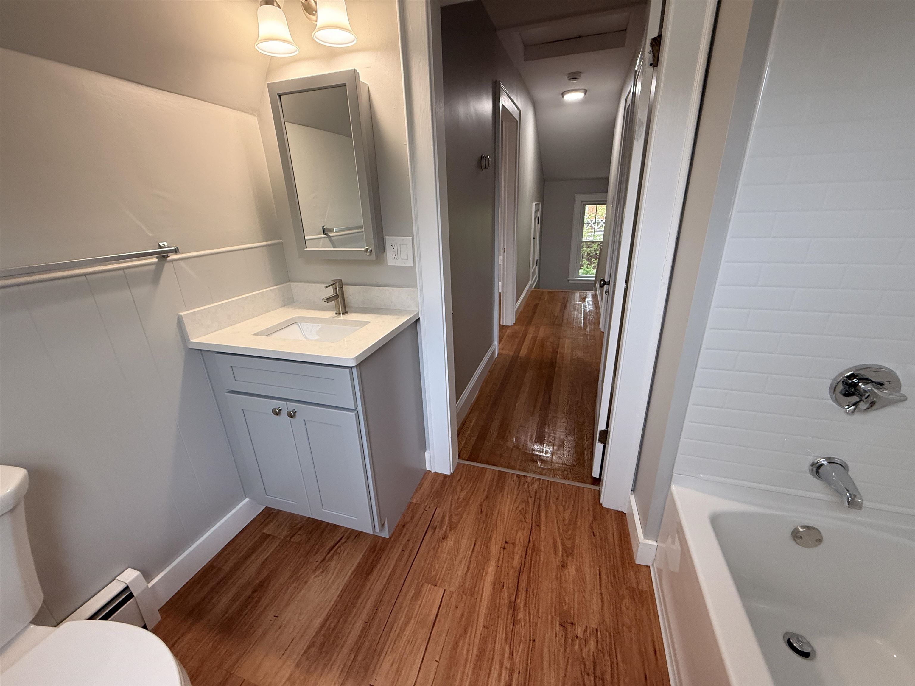 406 East High Street Manchester, NH 03104 - Photo 39 of 49