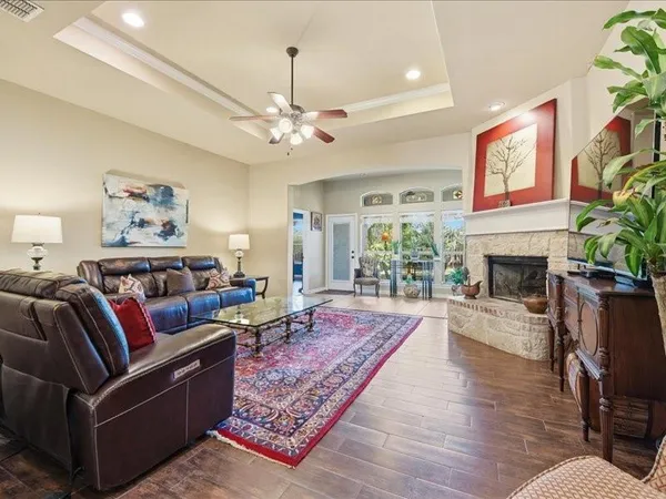 $445,000 | 5524 Plata Lane, Benbrook, TX 76126