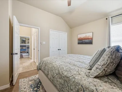 $445,000 | 5524 Plata Lane, Benbrook, TX 76126