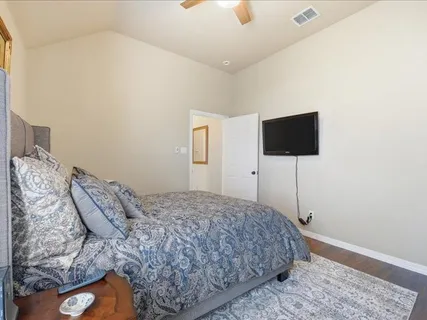 $445,000 | 5524 Plata Lane, Benbrook, TX 76126