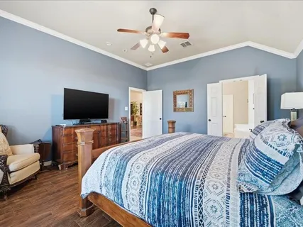 $445,000 | 5524 Plata Lane, Benbrook, TX 76126