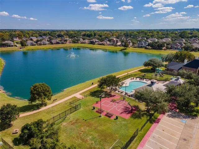 $825,000 | 3612 Fir Hollow Way, Pearland, TX 77581