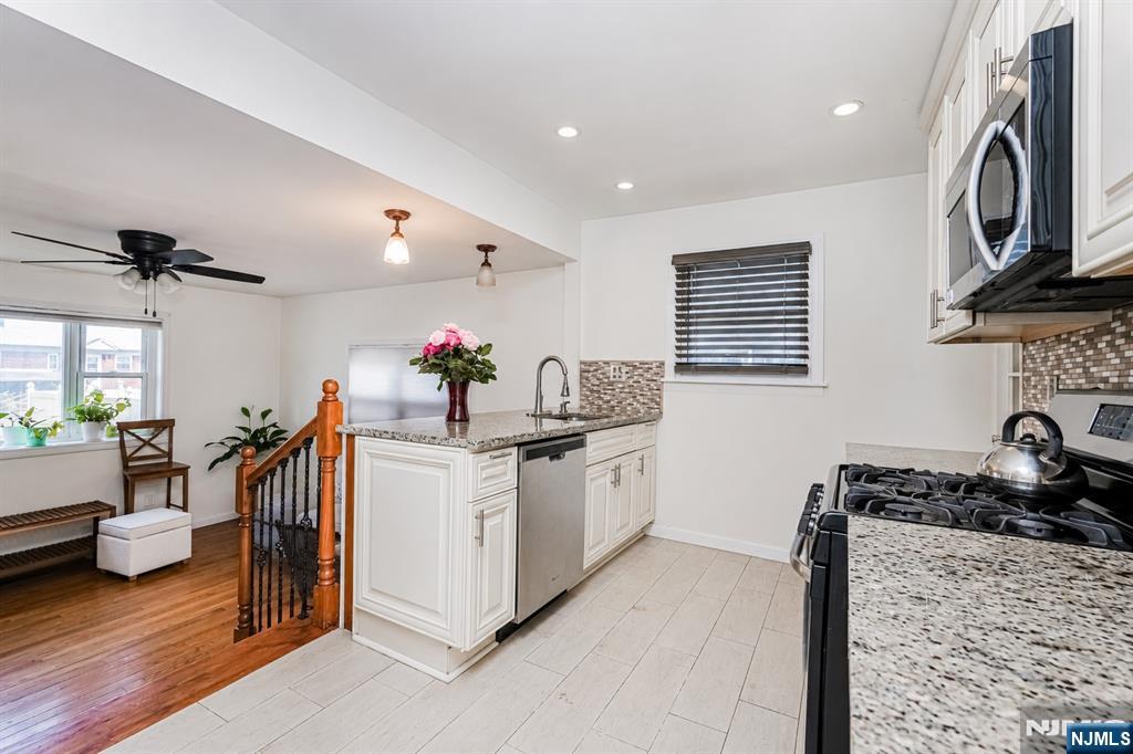 42 Long Valley Road Lodi, NJ 07644 - Photo 7 of 32