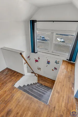 $115,000 | 705 Southwest 6th Avenue, Topeka, KS 66603