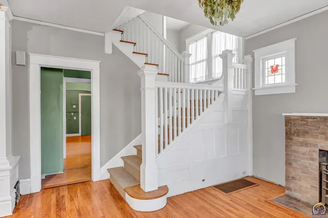 $115,000 | 705 Southwest 6th Avenue, Topeka, KS 66603