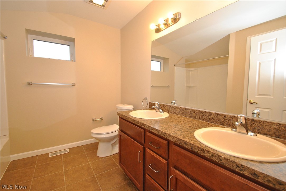 3891 Colony Road South Euclid, OH 44118 - Photo 24 of 34