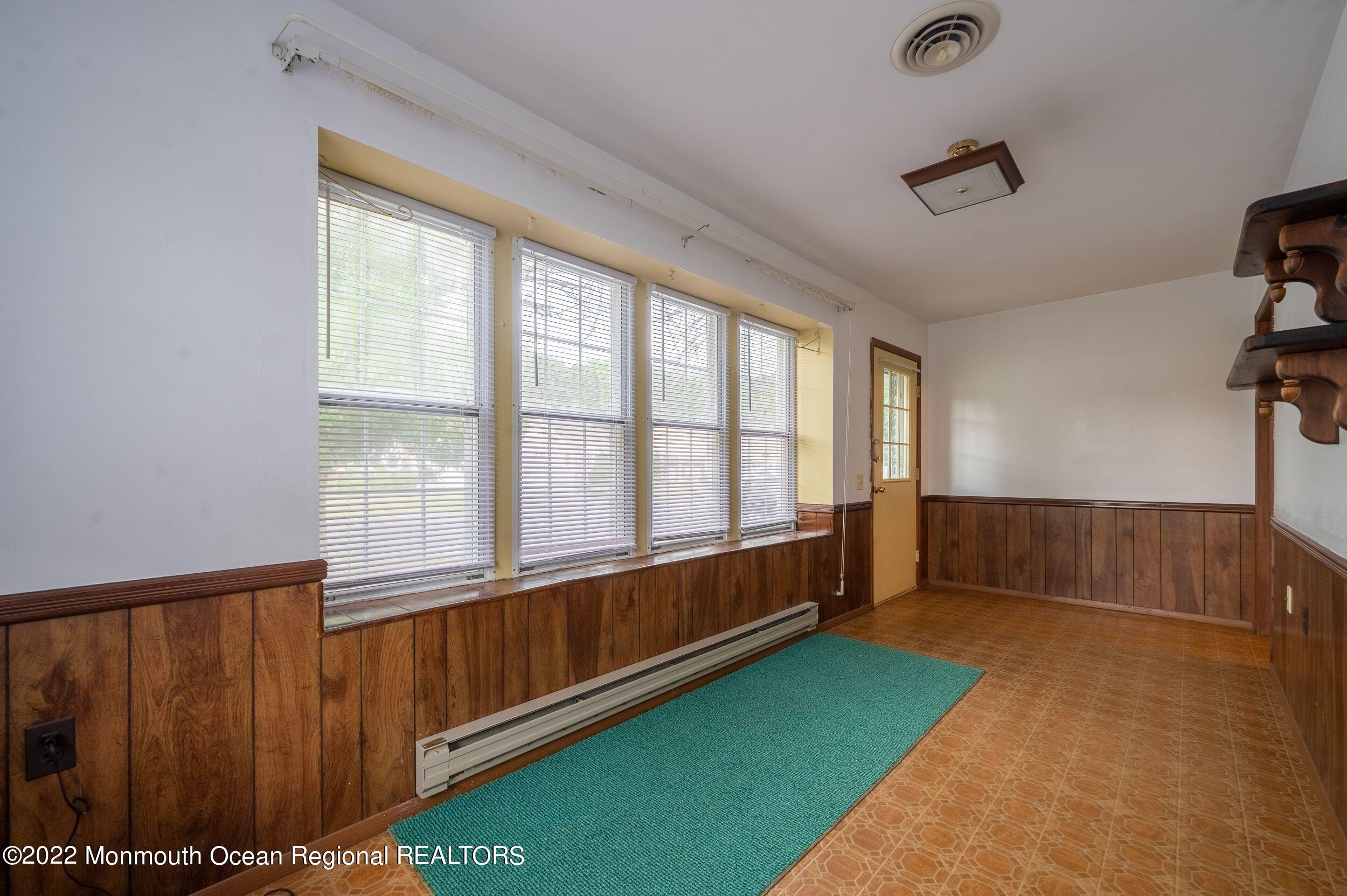 39 B Sunset Road Whiting, NJ 08759 - Photo 16 of 16 porch