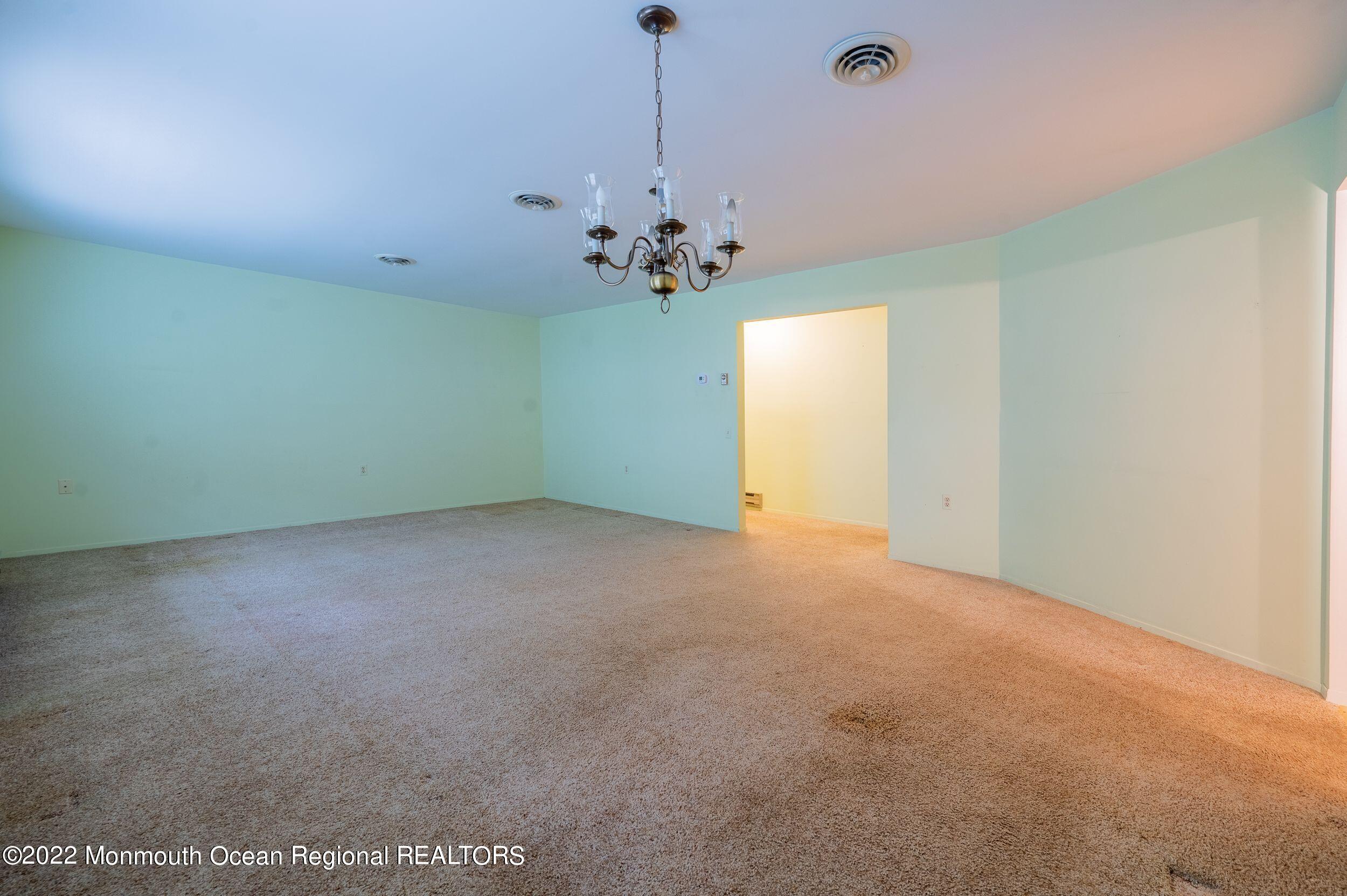 39 B Sunset Road Whiting, NJ 08759 - Photo 6 of 16 dining room combo