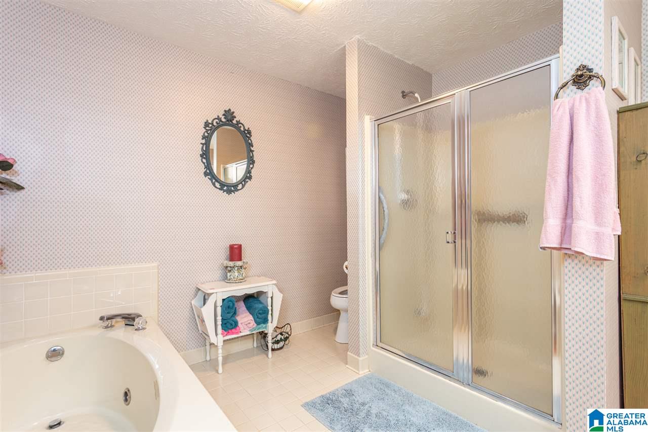 401 Shamrock Road Anniston, AL 36207 - Photo 15 of 46