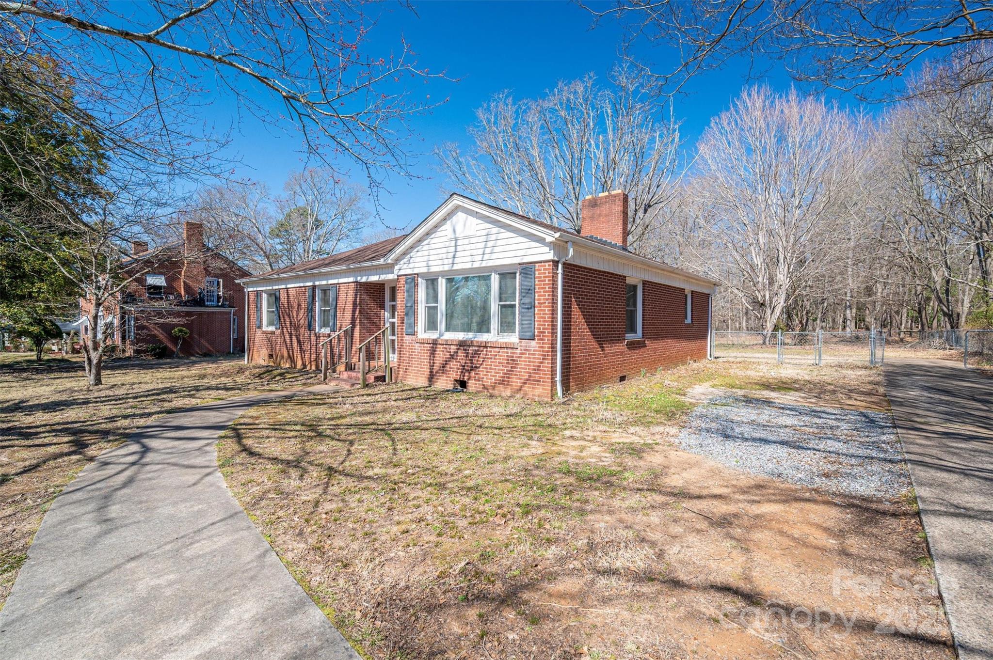1547 Kings Road Shelby, NC 28150 - Photo 3 of 26 Gallery Image 3