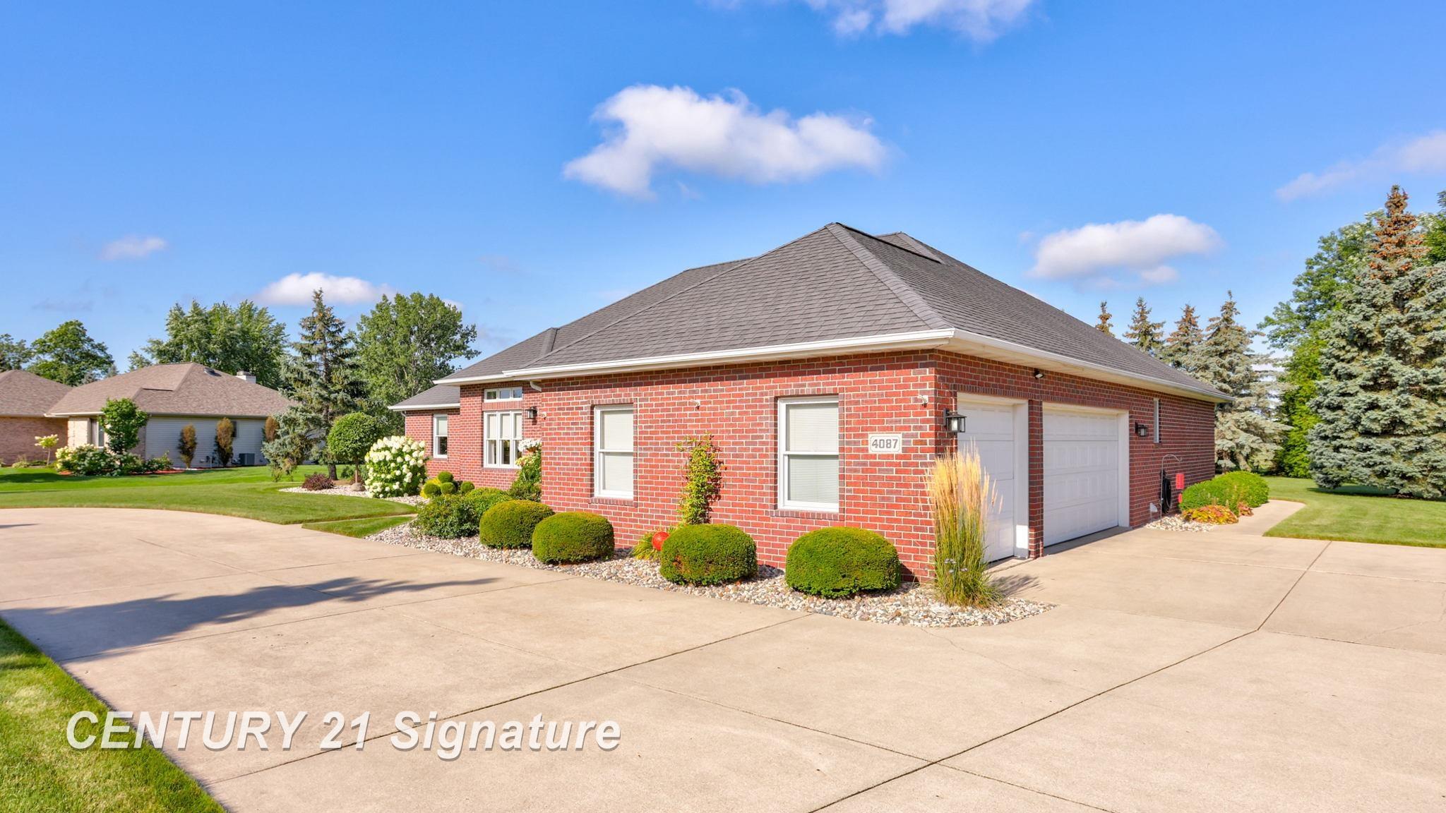 4087 Autumn Ridge Saginaw, MI 48603 - Photo 4 of 66