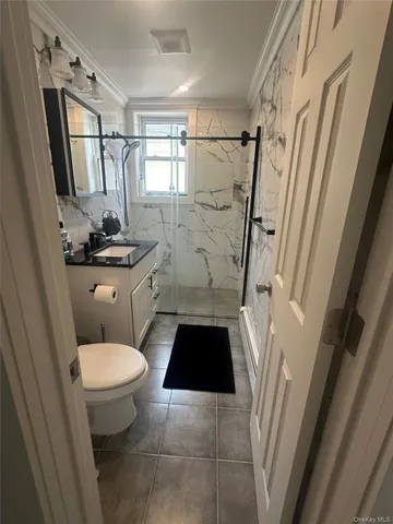 $2,800 | 262 Neptune Boulevard, Unit 1A, Long Beach, NY 11561