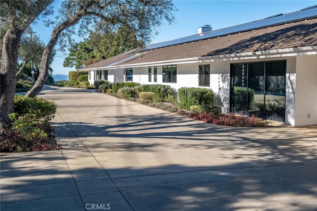 15 Caballeros Road Rolling Hills, CA 90274 - Photo 3 of 70