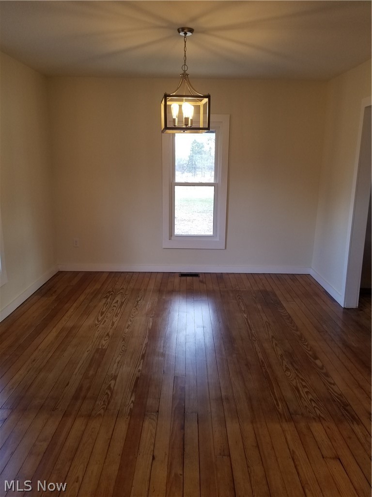 4595 South Hametown Road Barberton, OH 44203 - Photo 10 of 27 Dining room