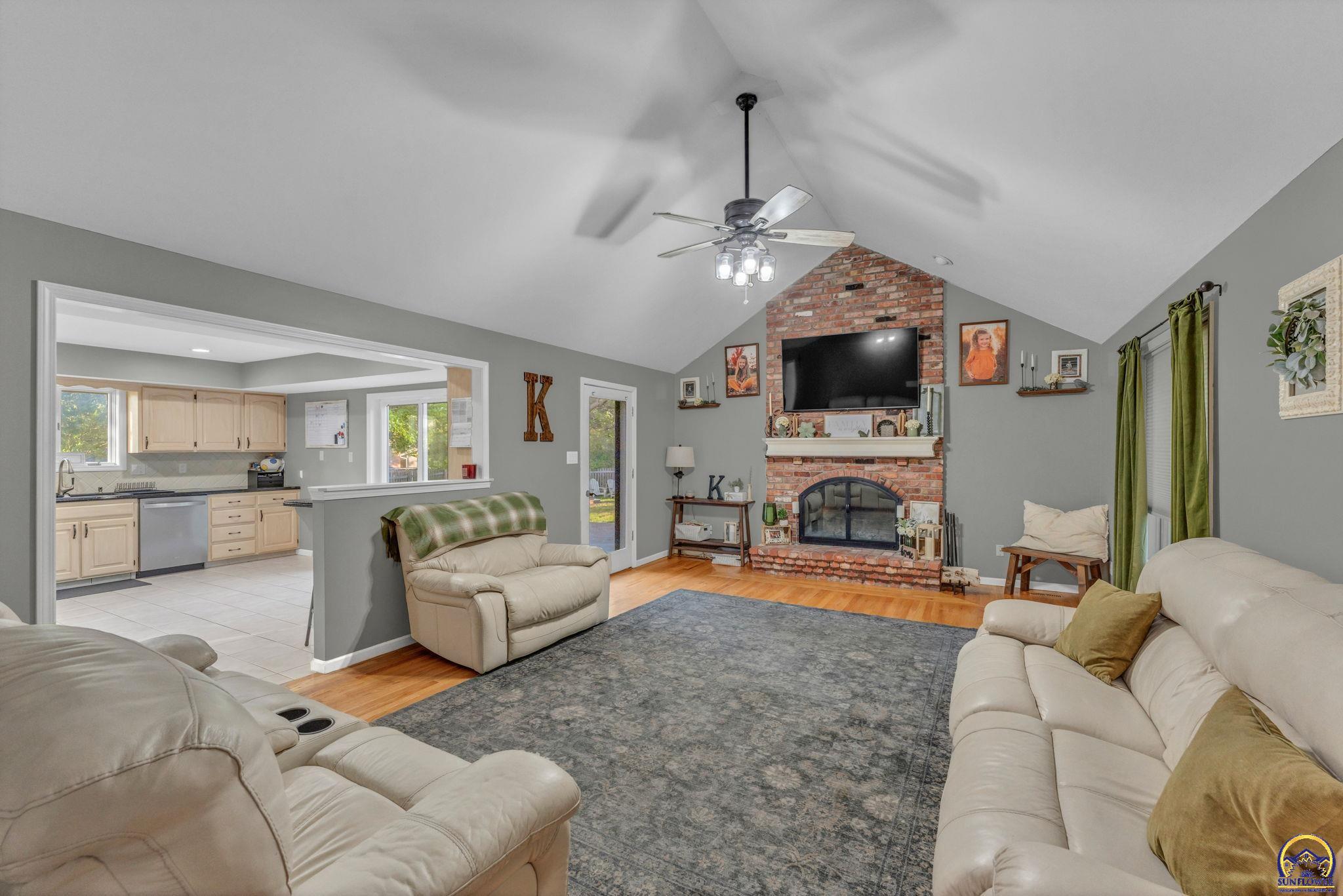 3740 Southwest Kings Forest Road Topeka, KS 66610 - Photo 12 of 29