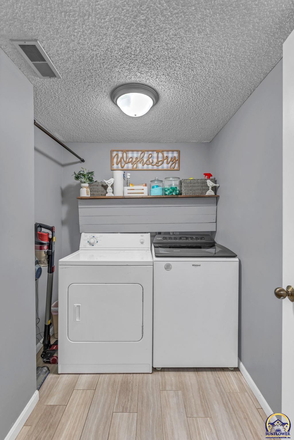 3740 Southwest Kings Forest Road Topeka, KS 66610 - Photo 20 of 29