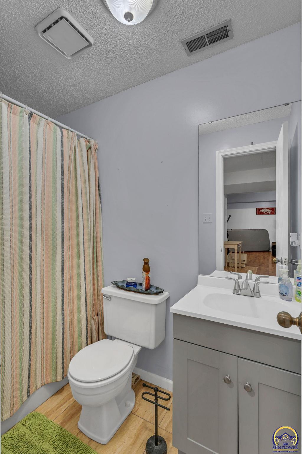 3740 Southwest Kings Forest Road Topeka, KS 66610 - Photo 25 of 29