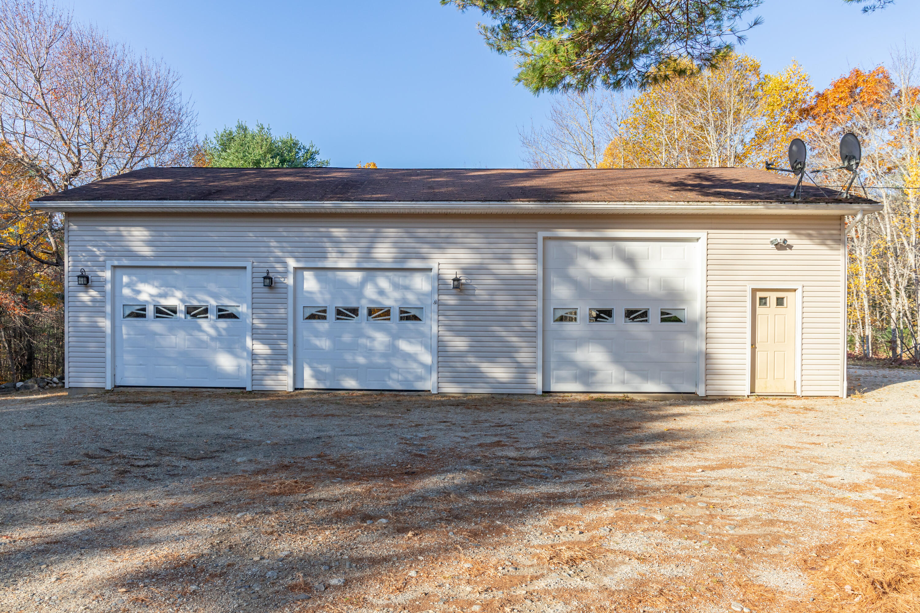 94 Maple Lane Surry, ME 04684 - Photo 8 of 16 94 Maple Lane Exteriors-11