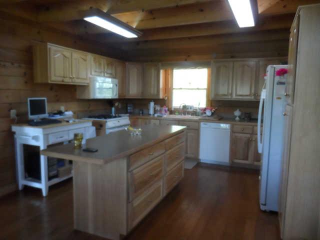 4650 East Robertson Road Cross Plains, TN 37049 - Photo 3 of 20