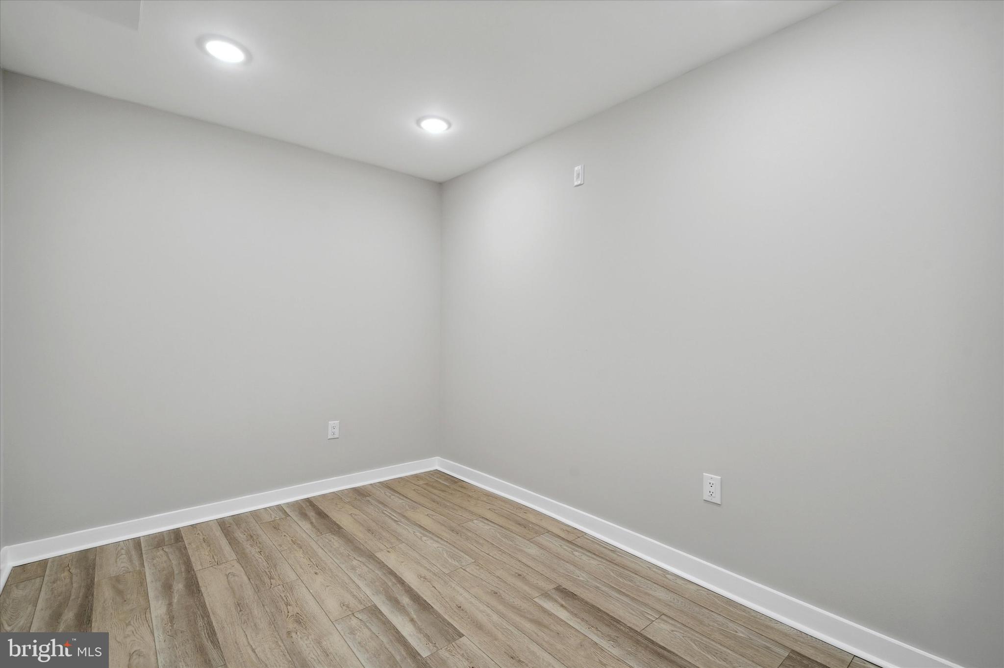 2234 Master Street Philadelphia, PA 19121 - Photo 11 of 35