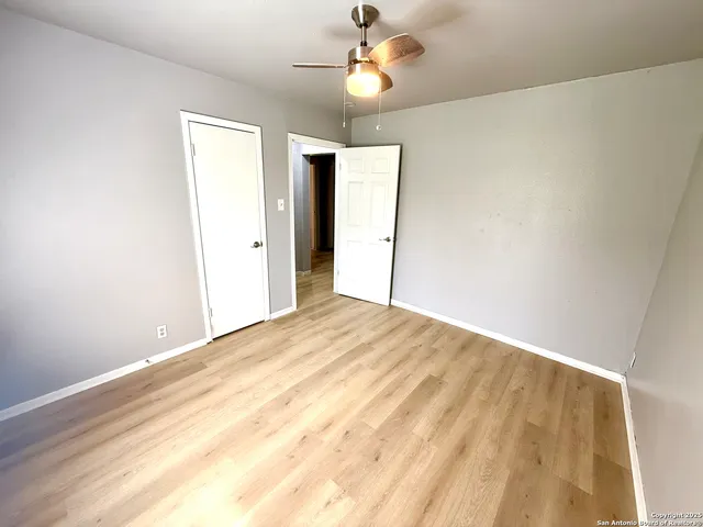 $1,399 | 1834 Center Street, San Antonio, TX 78202