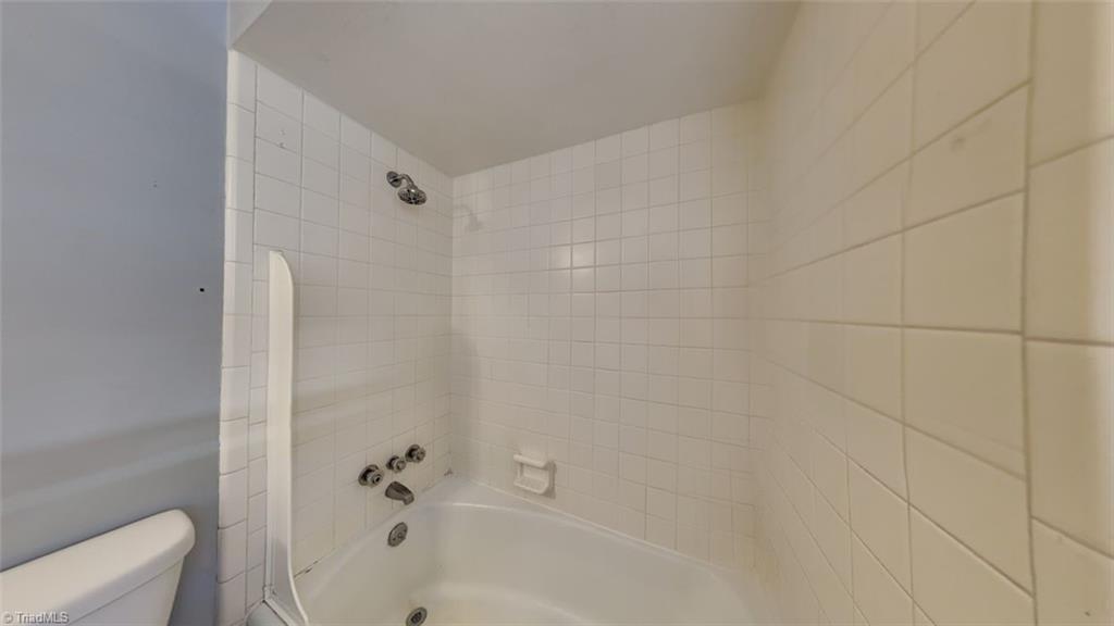 3612 Hobbs Road Greensboro, NC 27410 - Photo 13 of 19 Gallery Image 13