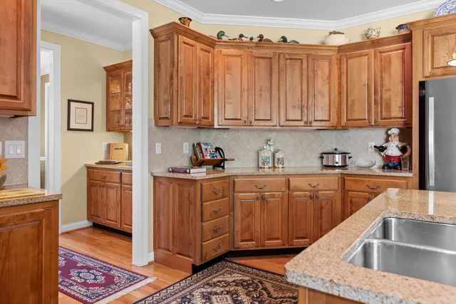 $515,000 | 253 Horse Creek Drive, Chattanooga, TN 37405