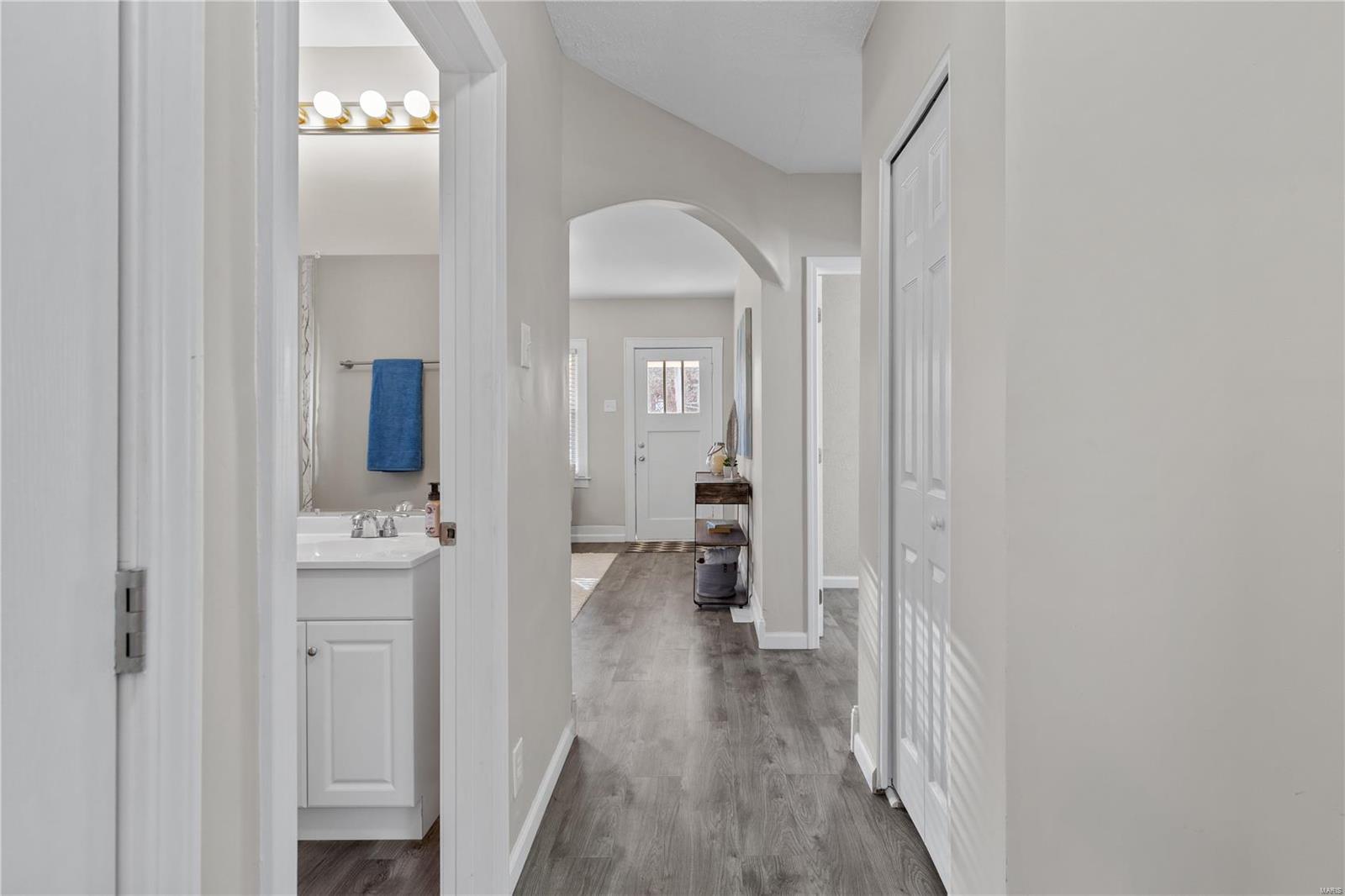 2532 Laclede Station Road St. Louis, MO 63143 - Photo 8 of 20 Gallery Image 8