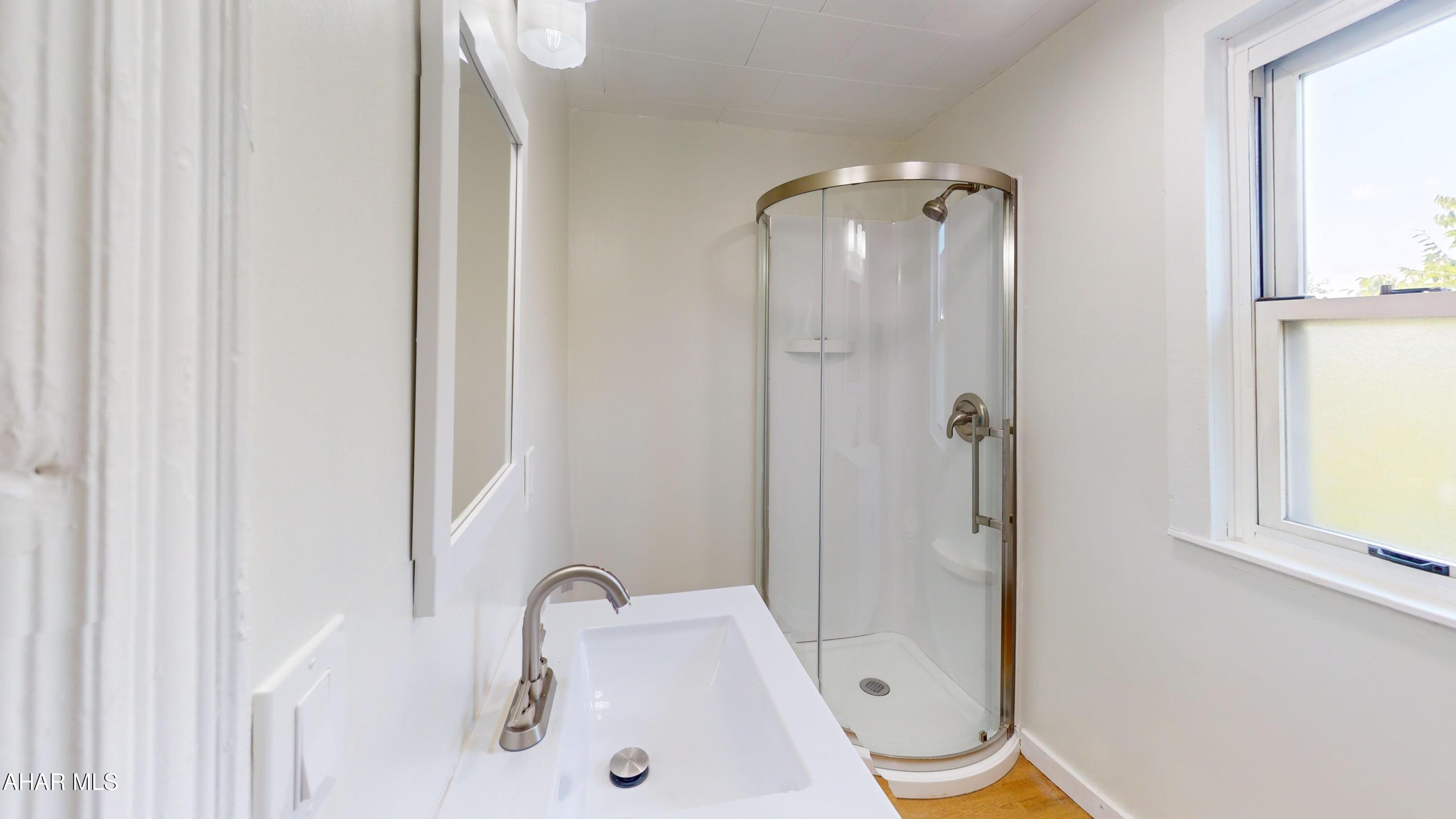 304 Poplar Street Roaring Spring, PA 16673 - Photo 19 of 31