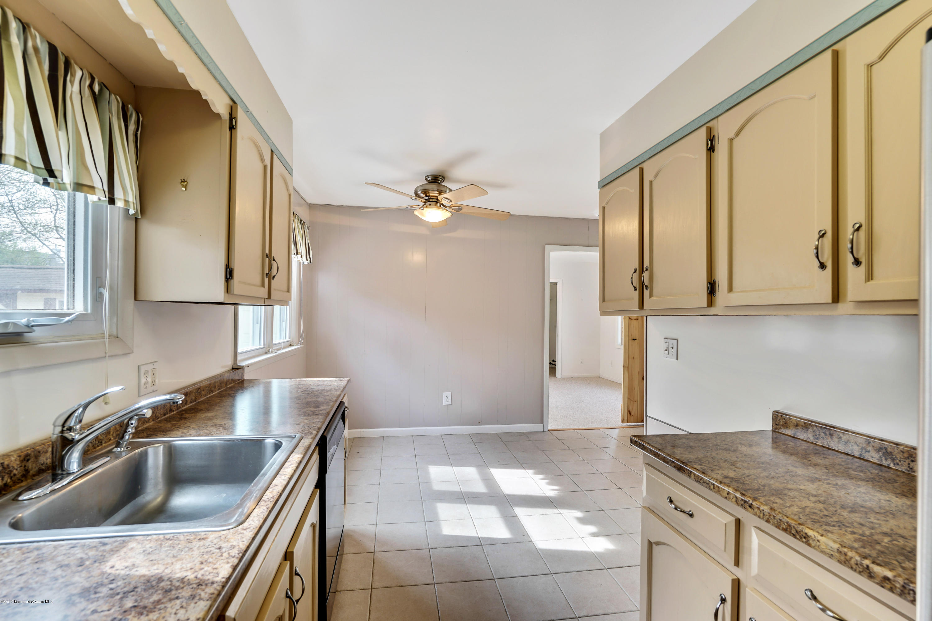 909 Harrison Road Toms River, NJ 08753 - Photo 10 of 21 20