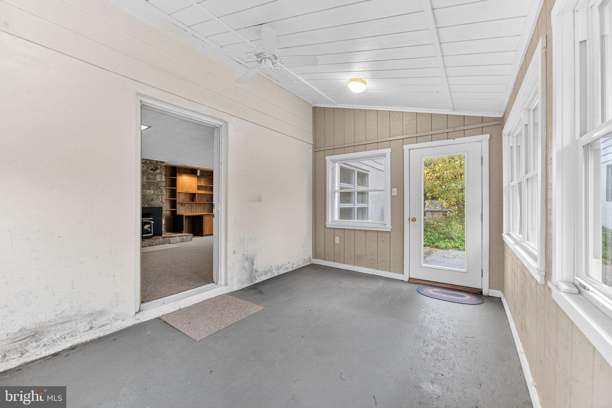 2304 Black River Road Bethlehem, PA 18015 - Photo 47 of 48 an empty room with windows
