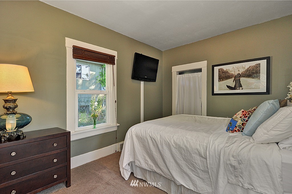 500 North 86th Street Seattle, WA 98103 - Photo 11 of 15 Gallery Image 11